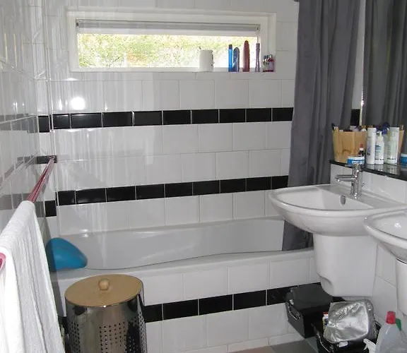 Eugenie Bed & Breakfast *