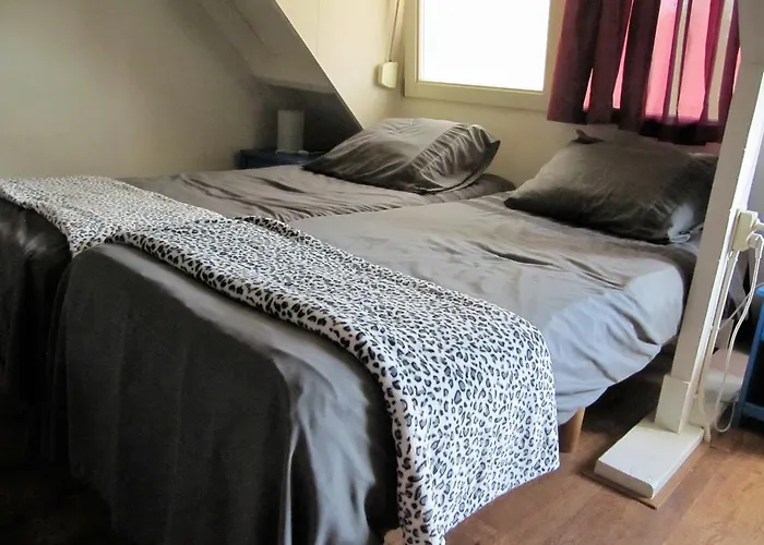 Eugenie Bed & Breakfast *